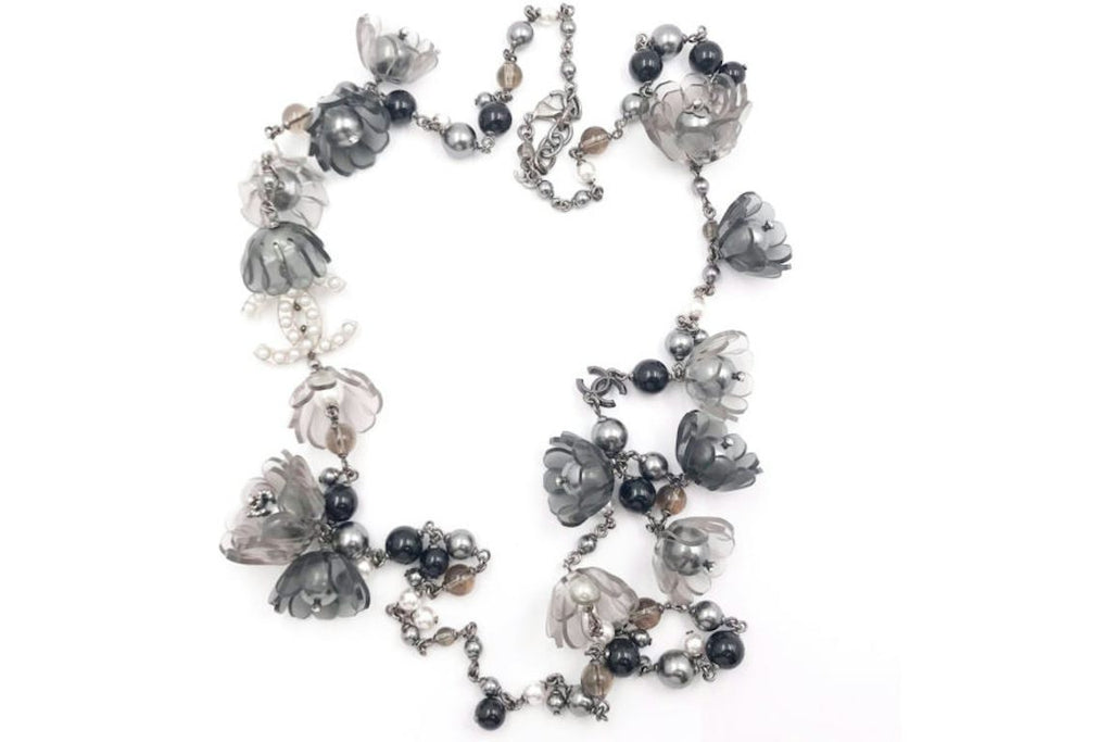 Chanel Faux Pearl Flower Necklace Long Glack/Grey
