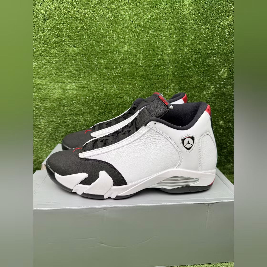 Used - Air Jordan 14 Retro Black Toe (2024) - US M 13 - detail 2