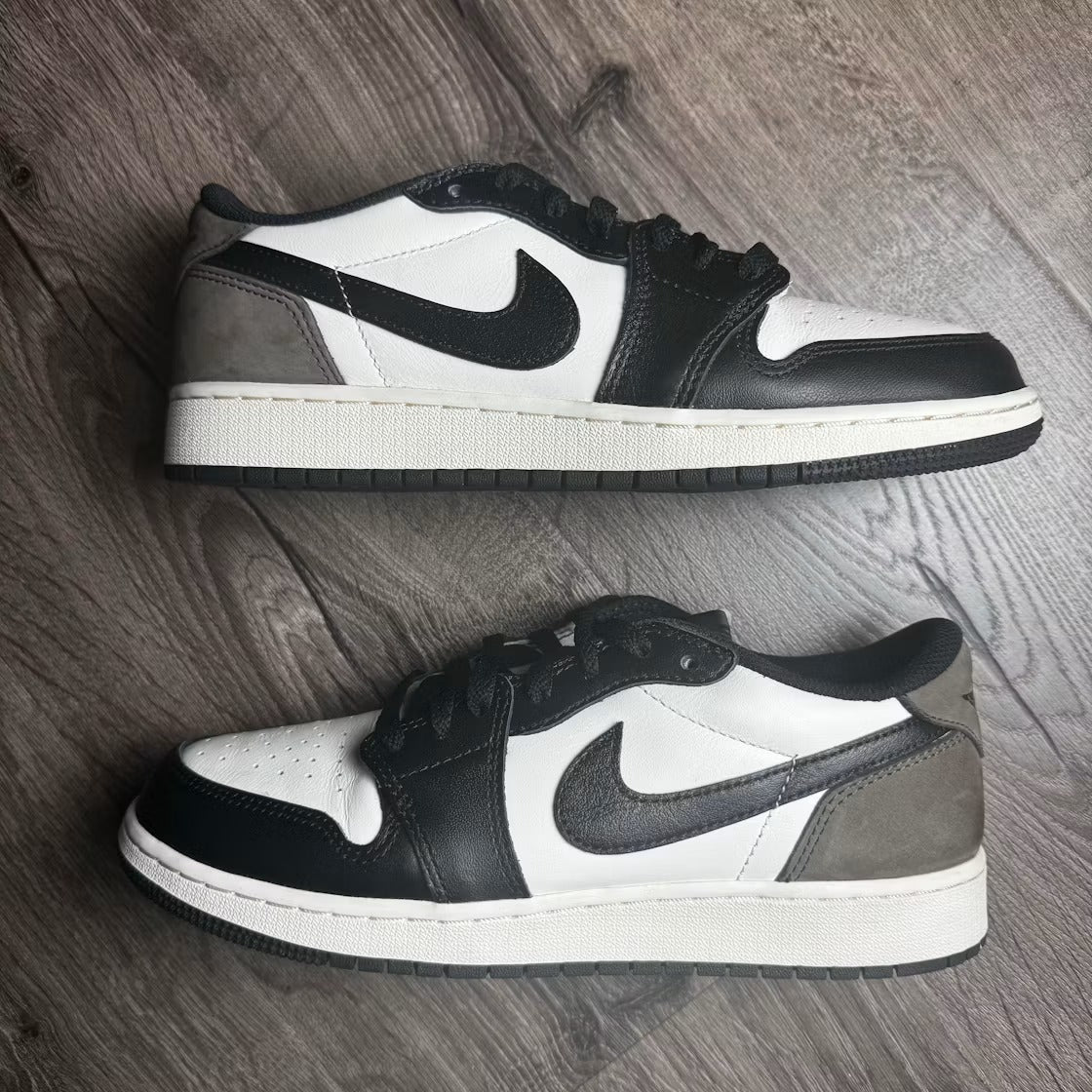 Used - Air Jordan 1 Retro Low OG Mocha (GS) - US 7Y - detail 1