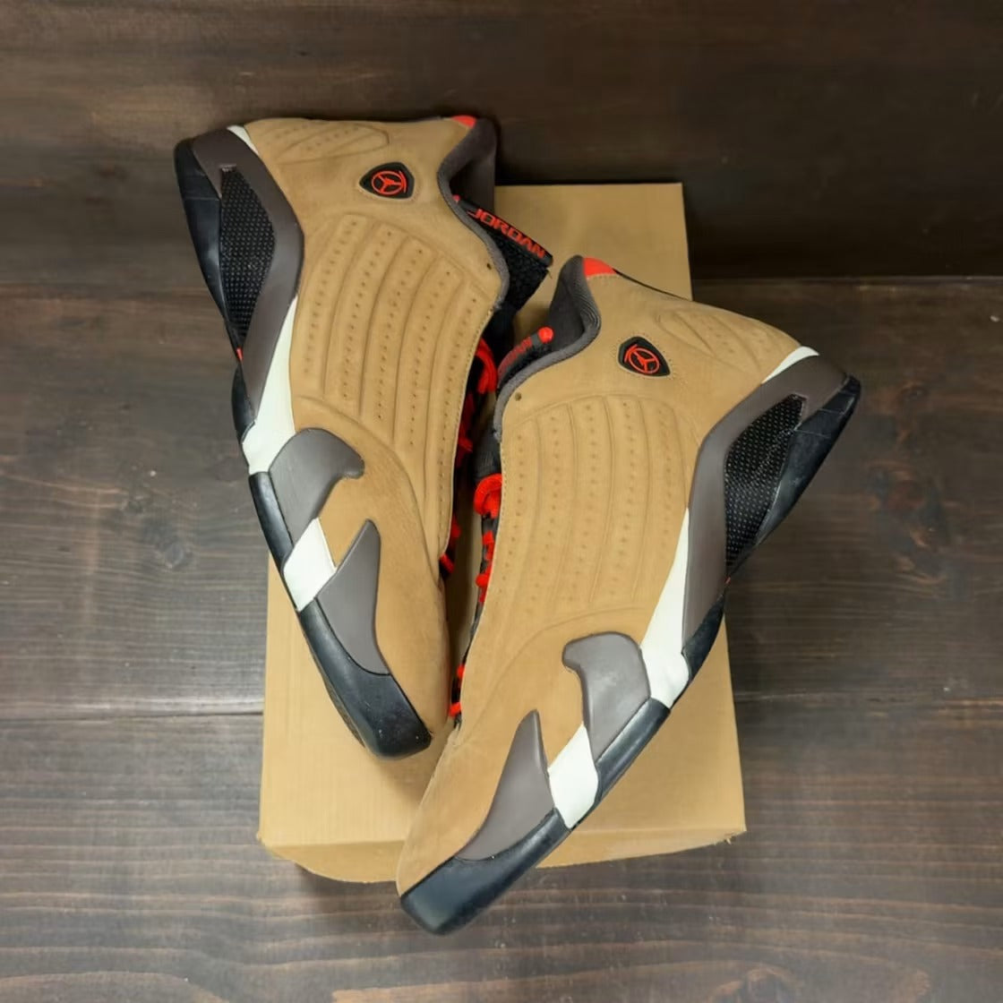 Used - Air Jordan 14 Retro Winterized Archaeo Brown - US M 13 - detail 1