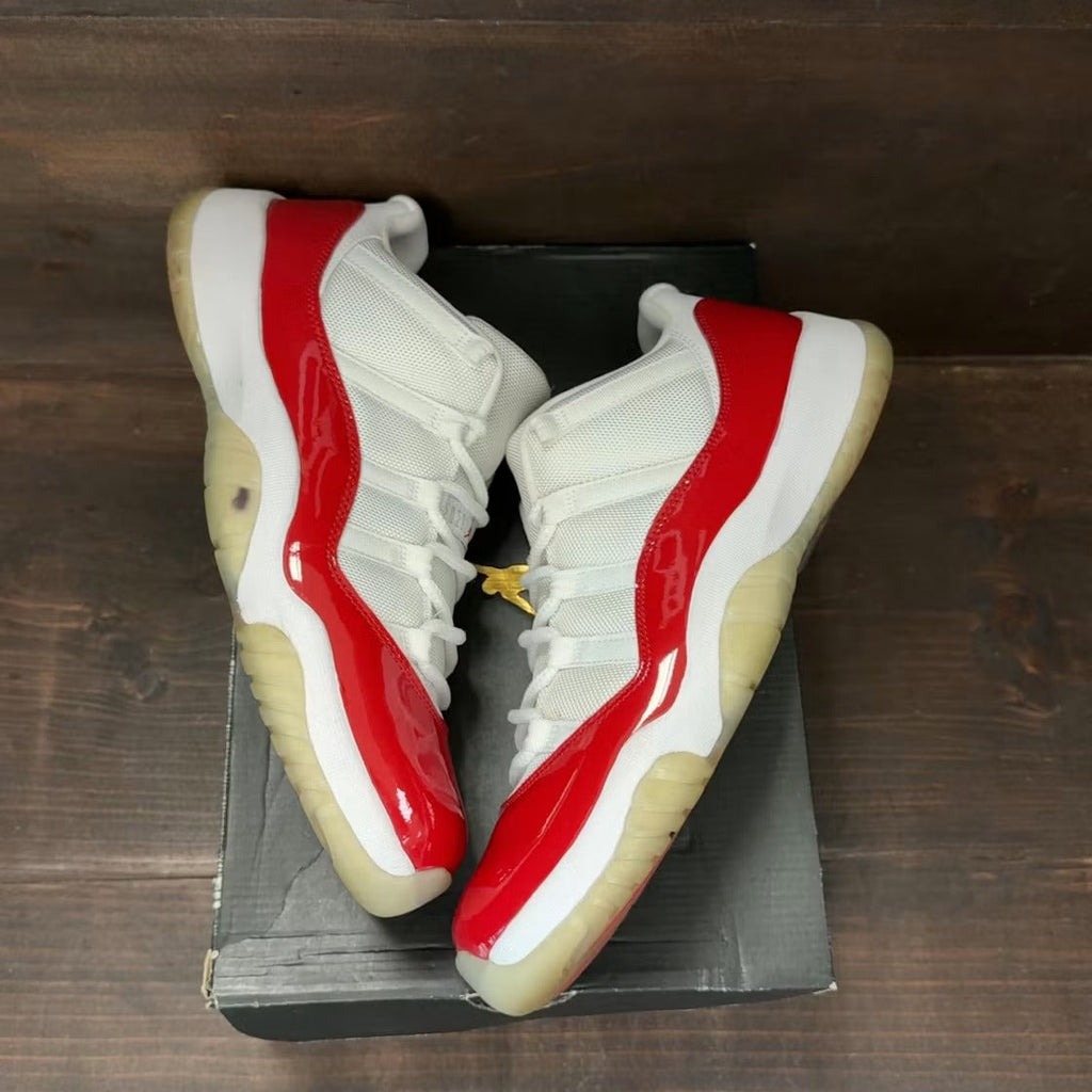 Used - Air Jordan 11 Retro Low Cherry (2016) - US M 11 - detail 1