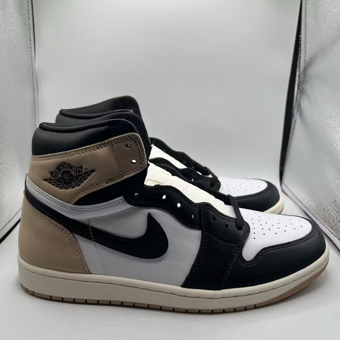 Air Jordan 1 Retro High OG Latte (Women's) - US W 12 - New - Other - detail 3
