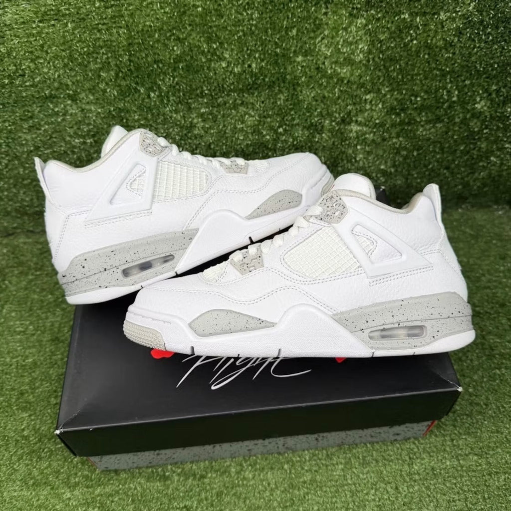 Used - Air Jordan 4 Retro White Oreo (2021) (GS) - US 6.5Y - detail 1
