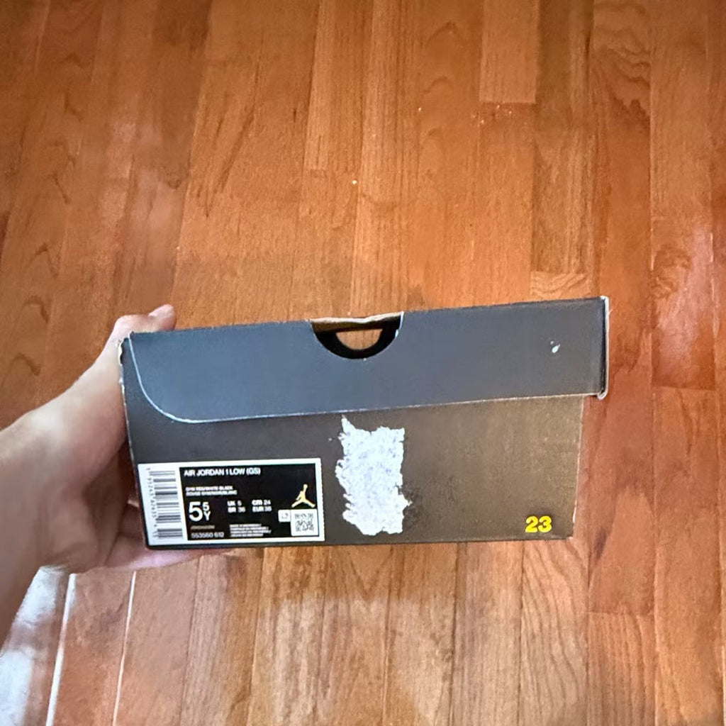 Air Jordan 1 Low Bred Toe (GS) - US 5.5Y - New - Other - detail 2