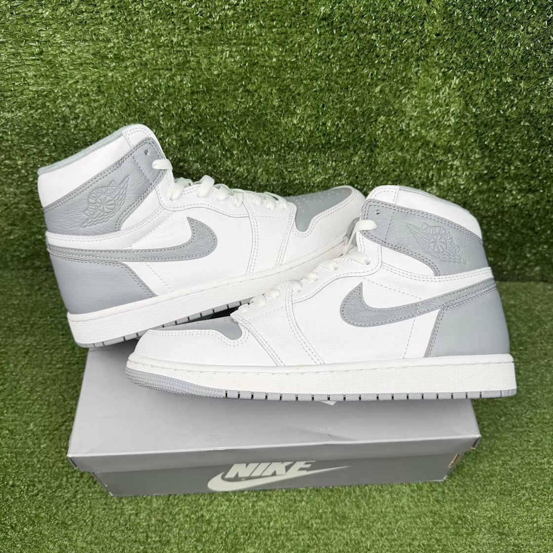 Used - Air Jordan 1 Retro High OG Stealth - US M 9.5 - detail 1