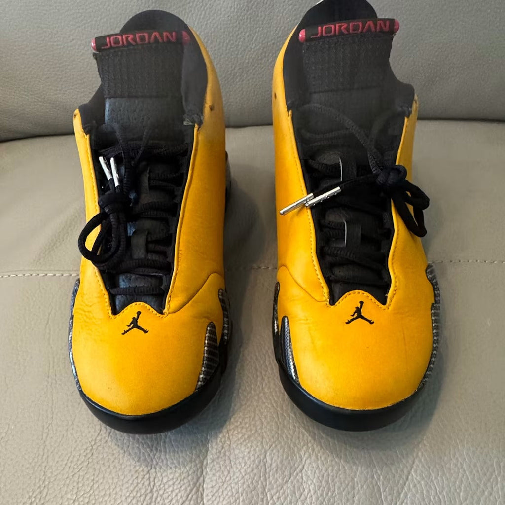 Used - Air Jordan 14 Retro University Gold - US M 9.5 - detail 1