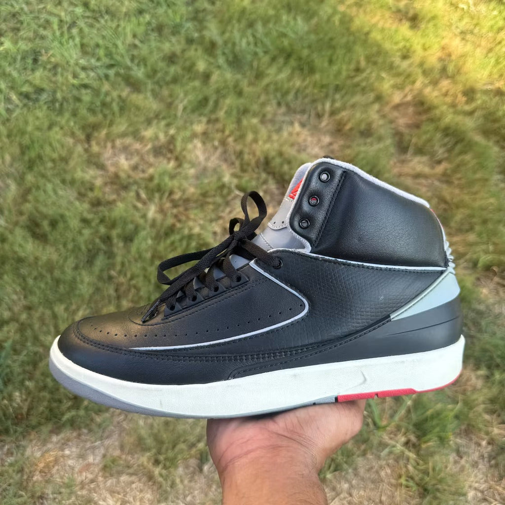 Used - Air Jordan 2 Retro Black Cement - US M 13 - detail 2
